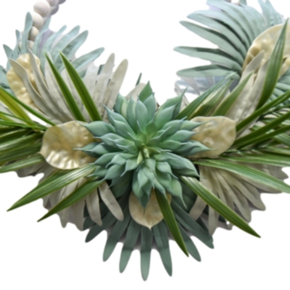 Palm and Succulent Wreath - Picture 4 of 5